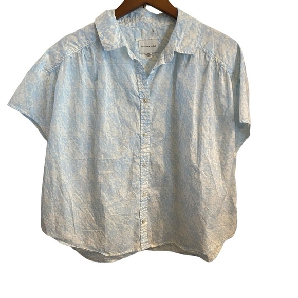 AE American Eagle resort shirt blue and white bshirt sleeve button down - Picture 7 of 16